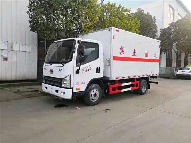 解放虎VN易燃液體運(yùn)輸車 